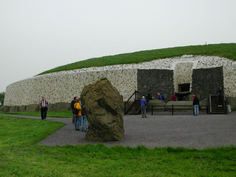 03 - Newgrange.jpg